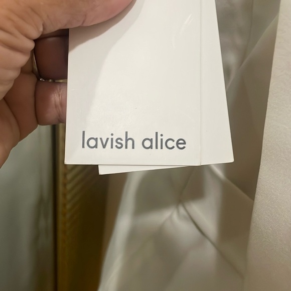 Lavish Alice White Asymmetrical One-Shoulder Cocktail Dress - Picture 10 of 16